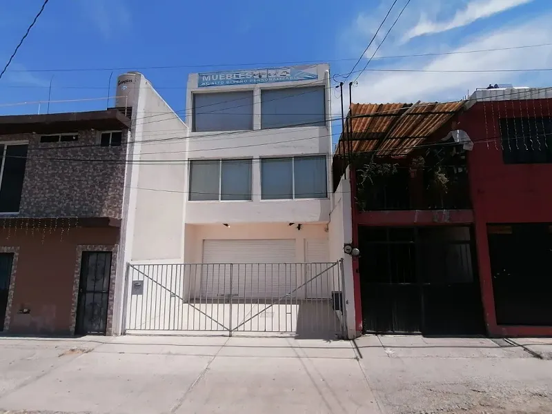 San Cayetano, propiedad habitacional o comercial en venta, San Juan del Río,